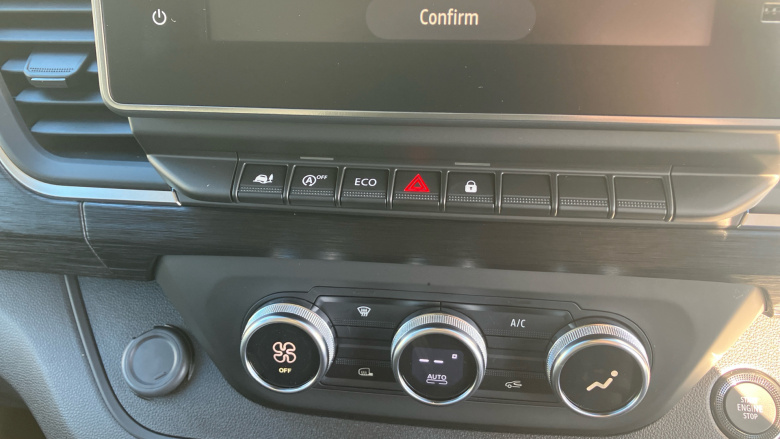 Renault Trafic Lwb Diesel LL30 Blue dCi 150 Extra Sport [Safety] Van